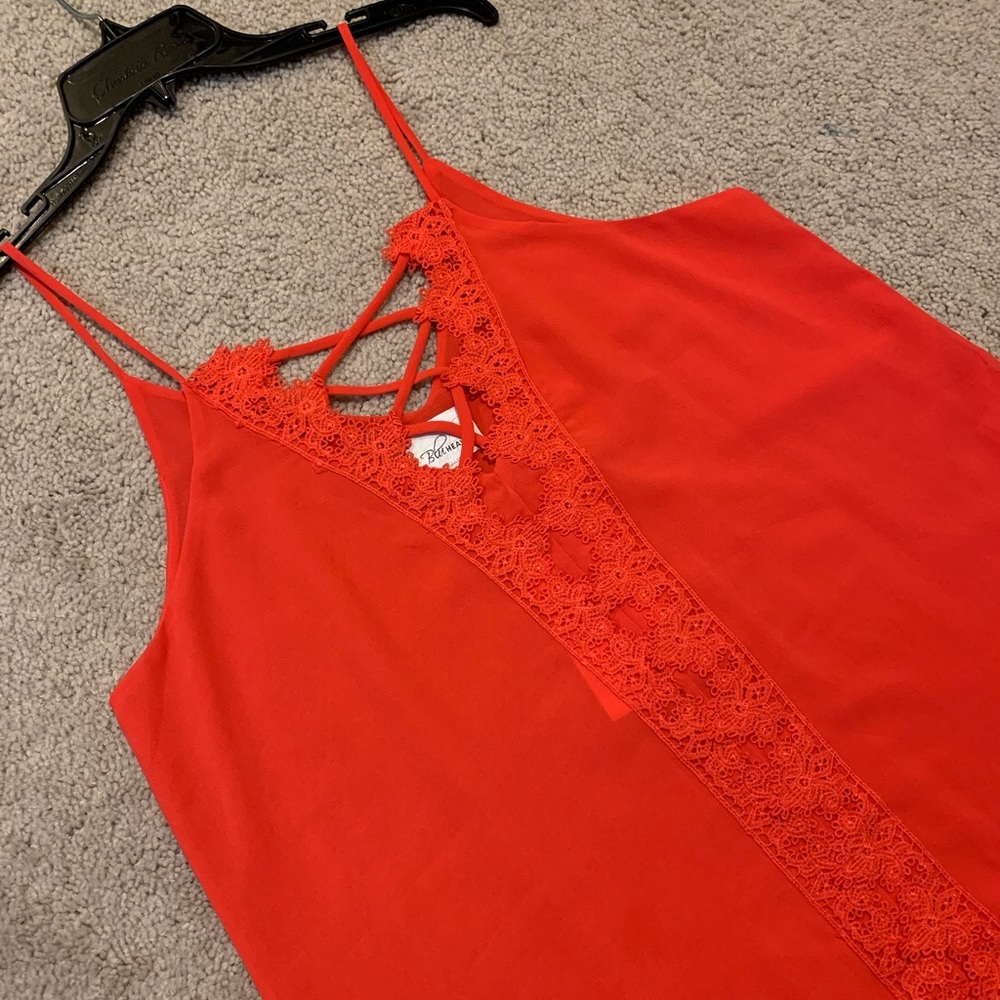 plunging V neck top with scalloped lace detail